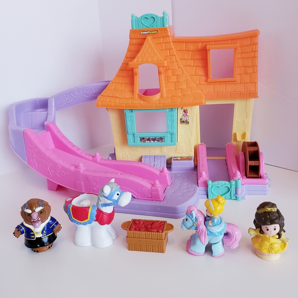 RARE Fisher Price Little People Klip Klop Belle’s Cottage Disney Princess Castle